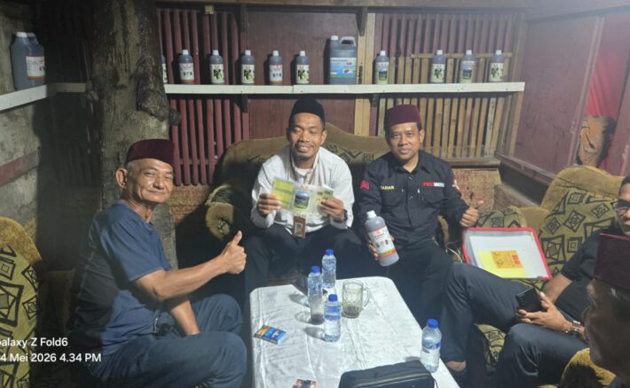 PROGRAM PEMBERDAYAAN DAN PENANGGULANGAN SAMPAH BERBASIS MASYARAKAT BERSAMA PECIMERAH-b